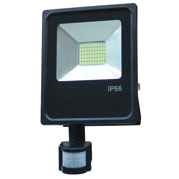 30W   IP66   2400 lm   Luz Cálida